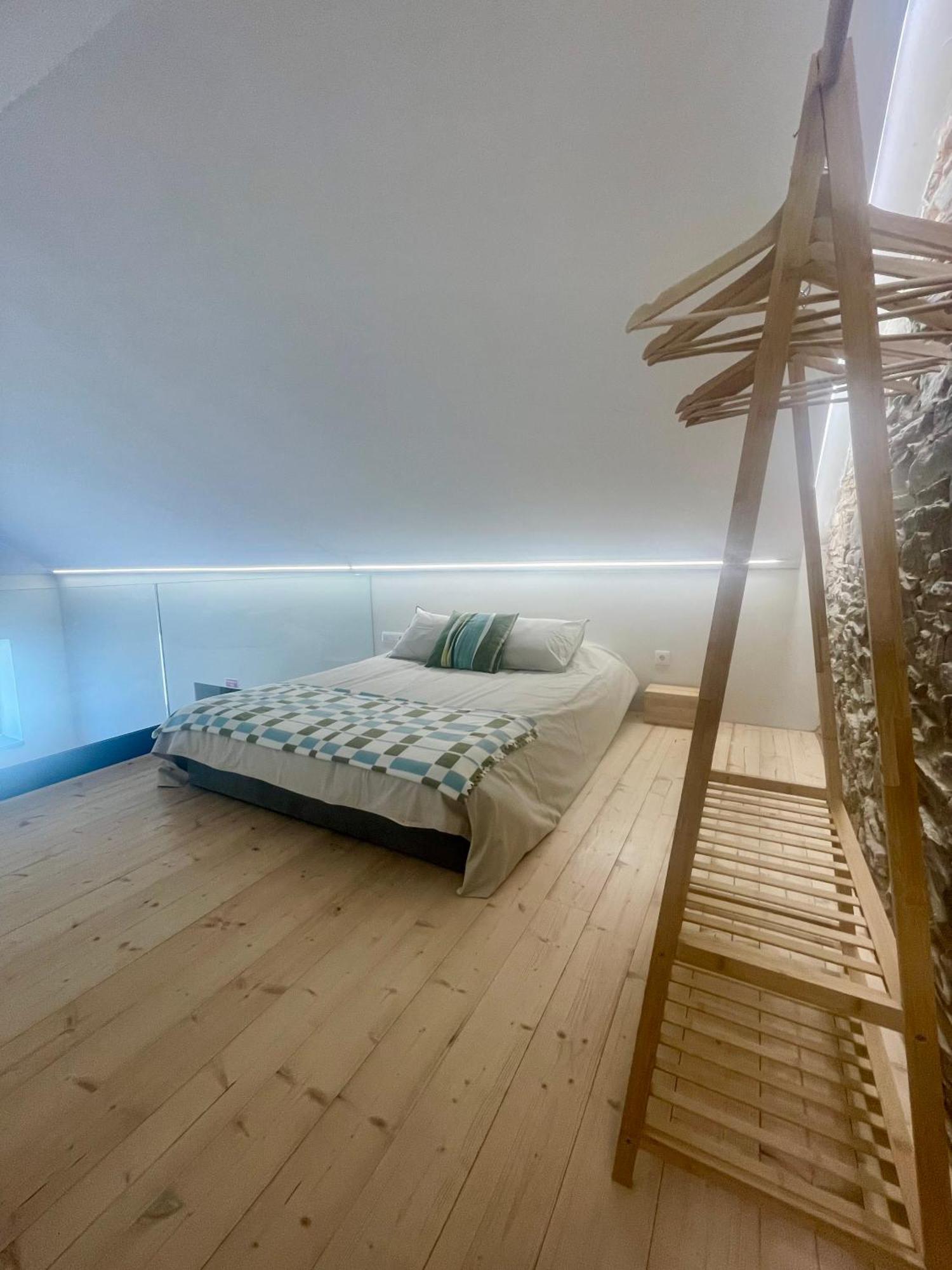 Turismo E Alojamento Dos Lagos Do Sabor - Piscina & Spa Meirinhos Exteriör bild